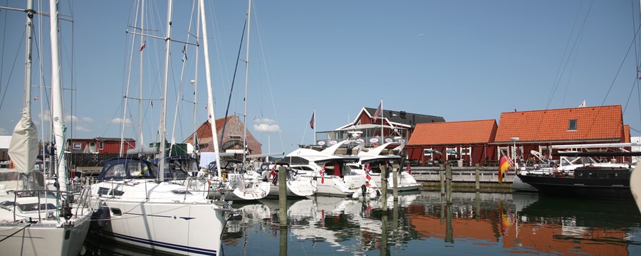 Store skibe i Sæby Havn- Foto Turisthus Nord
