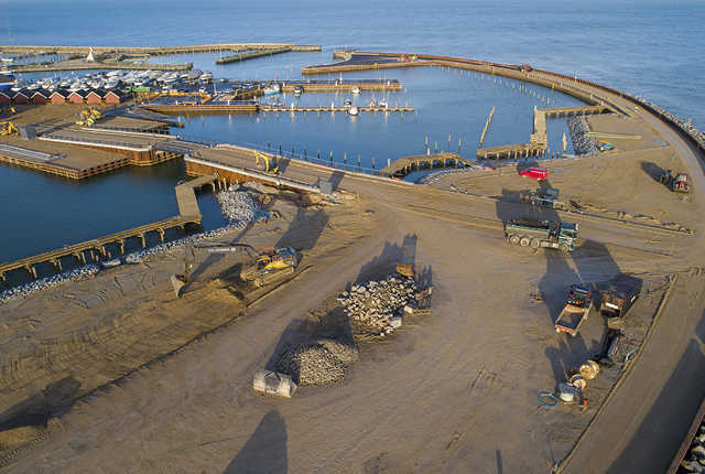 17.11.21_Rronefoto over det sidste arbejde på den nye havneudvidelse_Sæby Havn_Foto Tom Jensen